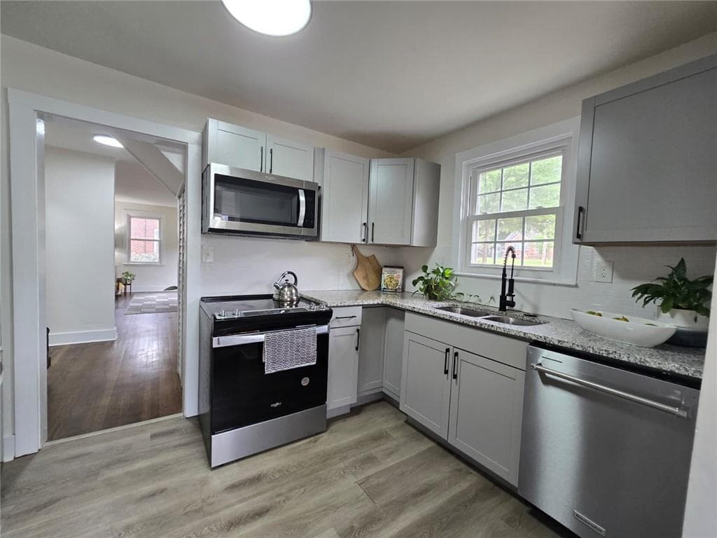 4 bedroom, 3 bathroom, 1,671 sq ft single family residence for sale at 2013 Marco Drive, Decatur, GA 30032 — photo 8