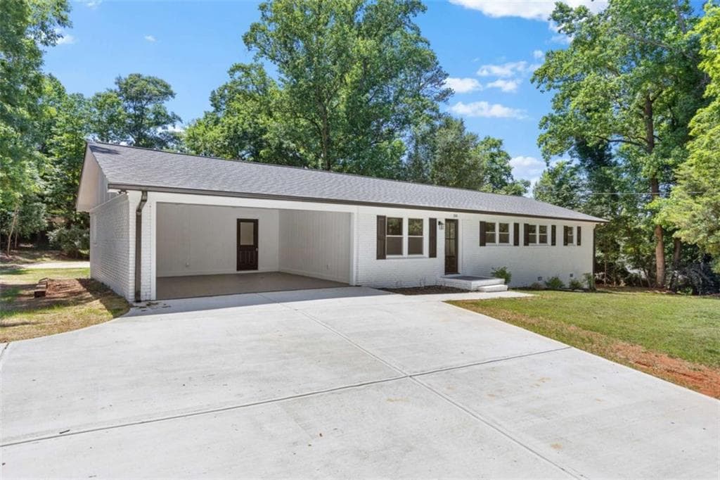 4 bedroom, 2 bathroom, 1,677 sq ft home for sale at 150 Cherokee Court, Athens, GA