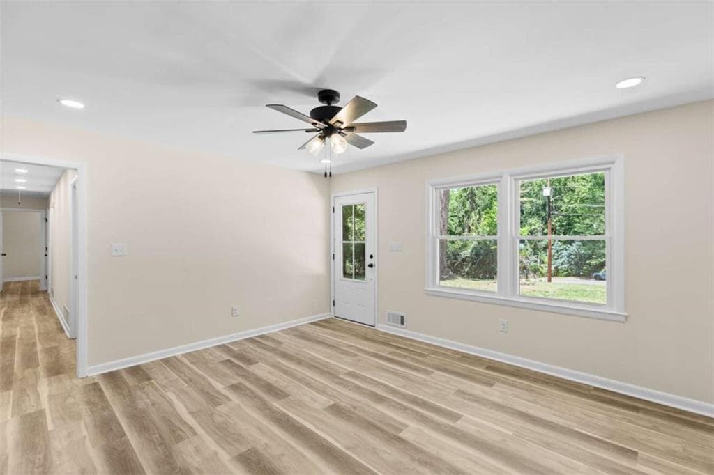 4 bedroom, 2 bathroom, 1,677 sq ft single family residence for sale at 150 Cherokee Court, Athens, GA 30606 — photo 7