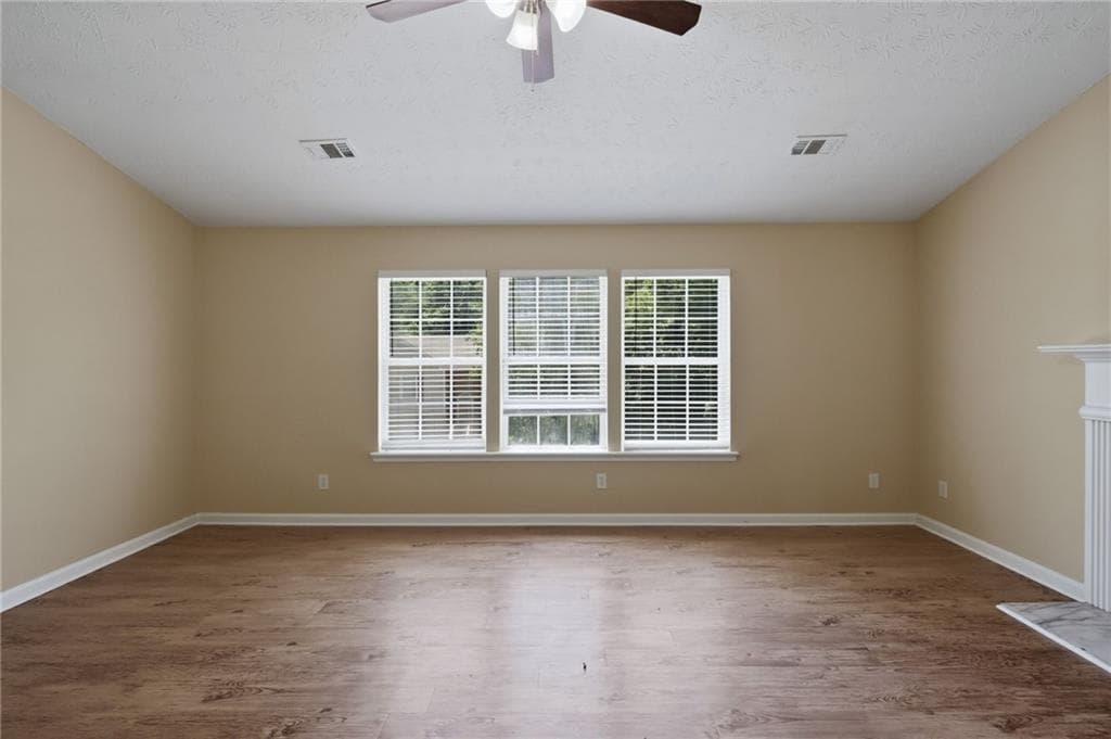 3 bedroom, 2 bathroom, 1,528 sq ft single family residence under contract at 2378 Mills Bend, Decatur, GA 30034 — photo 8
