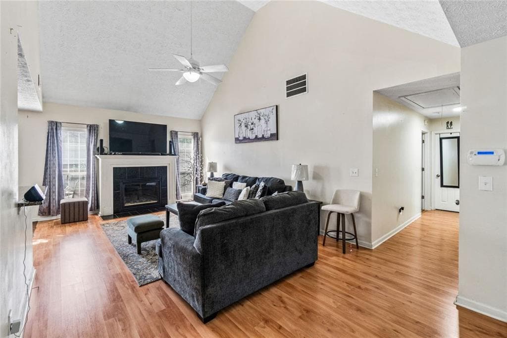 4 bedroom, 3 bathroom, 2,298 sq ft single family residence for sale at 242 Birch Circle, Riverdale, GA 30274 — photo 7