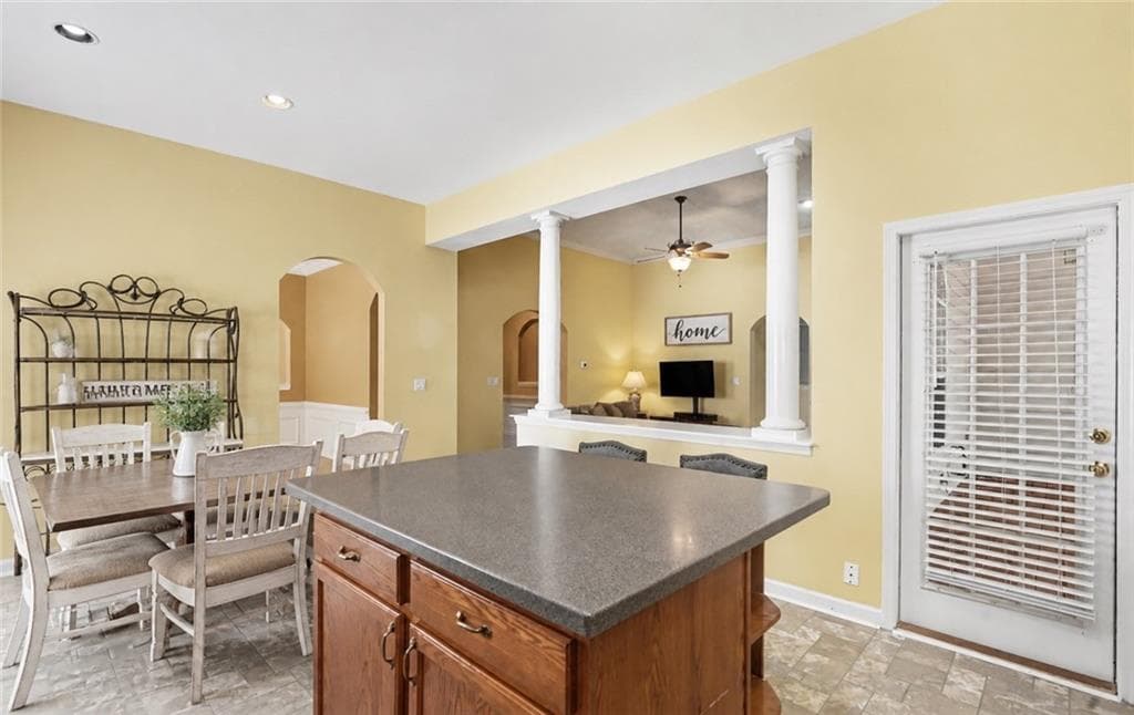 4 bedroom, 2 bathroom, 2,142 sq ft single family residence under contract at 8195 N Links Drive, Covington, GA 30014 — photo 5