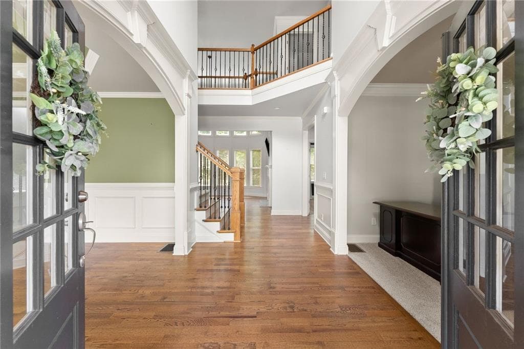 6 bedroom, 5 bathroom, 4,486 sq ft single family residence for sale at 7321 Lazy Hammock Way, Flowery Branch, GA 30542 — photo 4