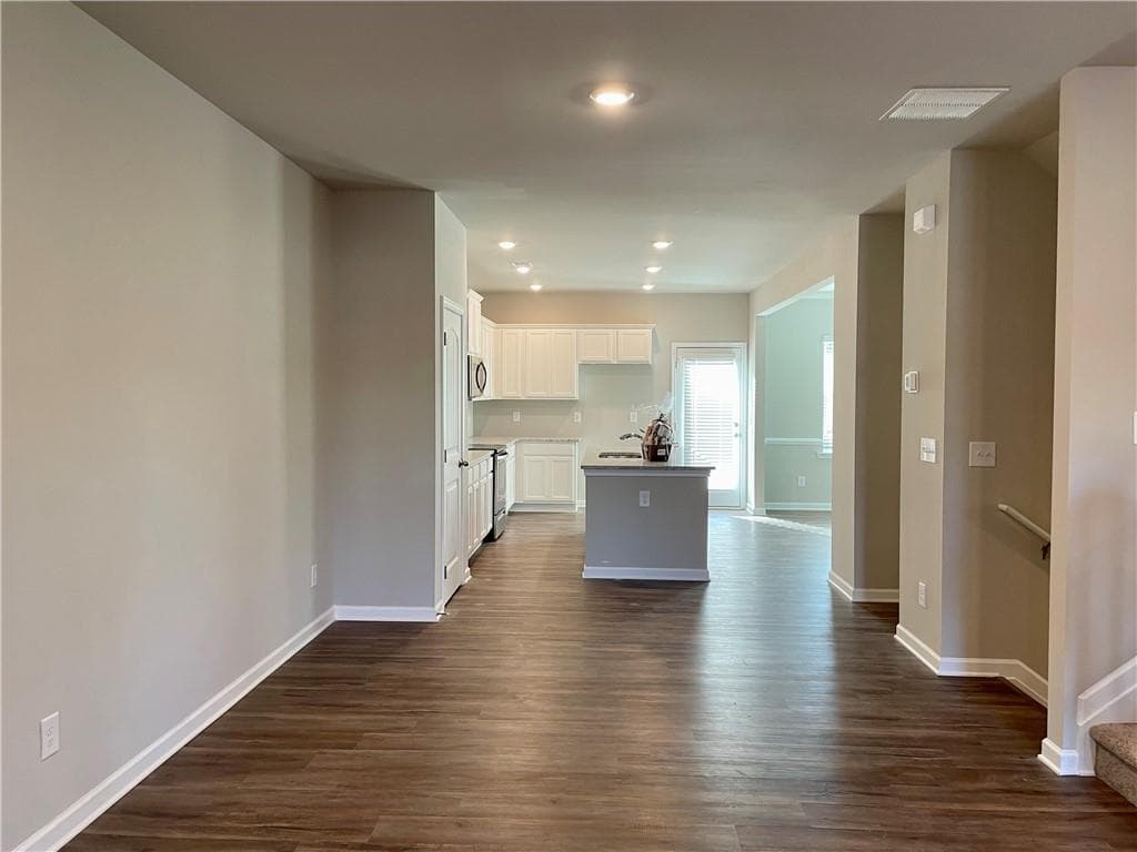 3 bedroom, 3 bathroom, 1,954 sq ft single family residence for rent at 511 Ruths Drive, Woodstock, GA 30188 for $2,300 a month — photo 7
