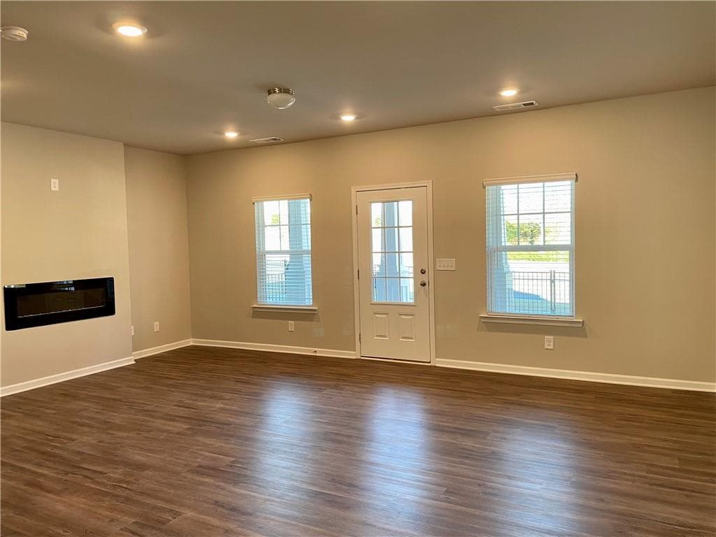 3 bedroom, 3 bathroom, 1,954 sq ft single family residence for rent at 511 Ruths Drive, Woodstock, GA 30188 for $2,300 a month — photo 9
