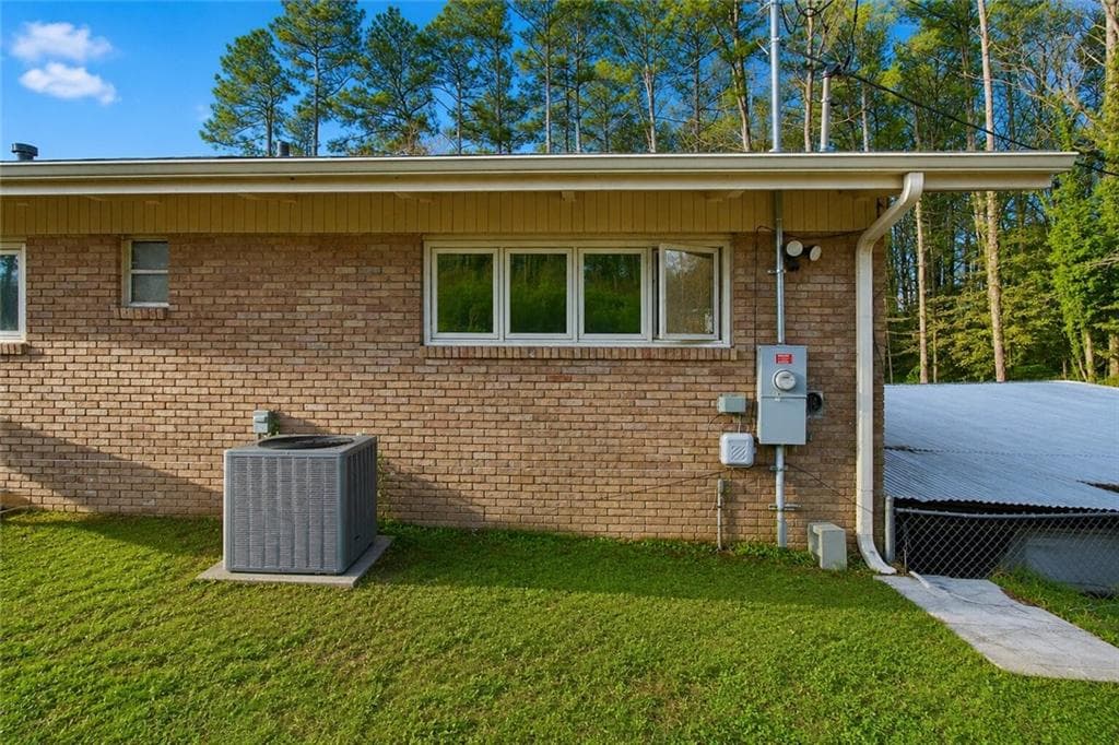 3 bedroom, 2 bathroom, 2,120 sq ft single family residence for rent at 500 Piedmont Road, Marietta, GA 30066 for $2,795 a month — photo 5