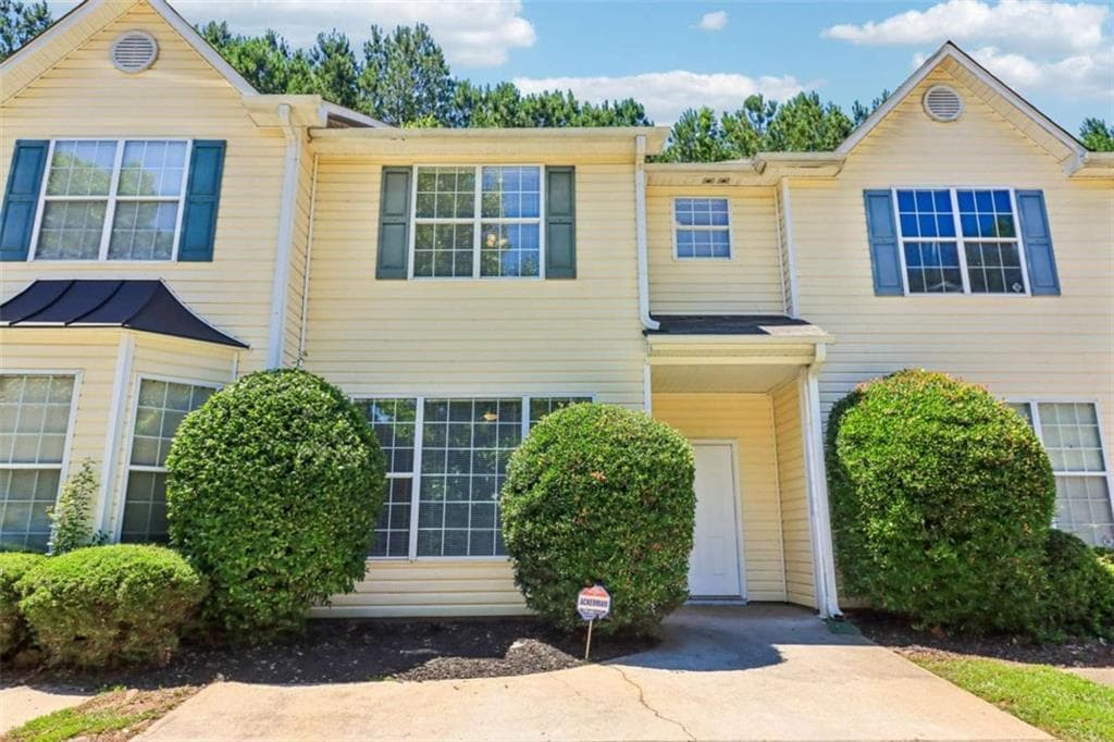 6745 Sunset Hills Boulevard, Rex, GA 30273 — most recent listing photo