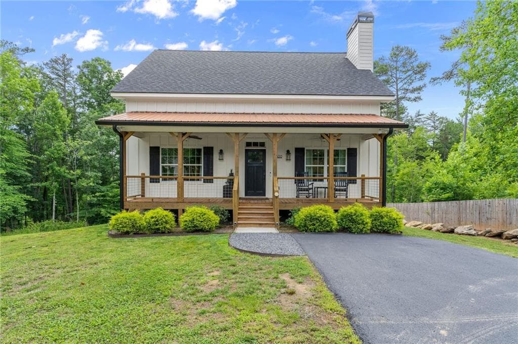 3 bedroom, 3 bathroom, 2,711 sq ft single family residence for sale at 1300 Preacher Campbell Road, Clarkesville, GA 30523