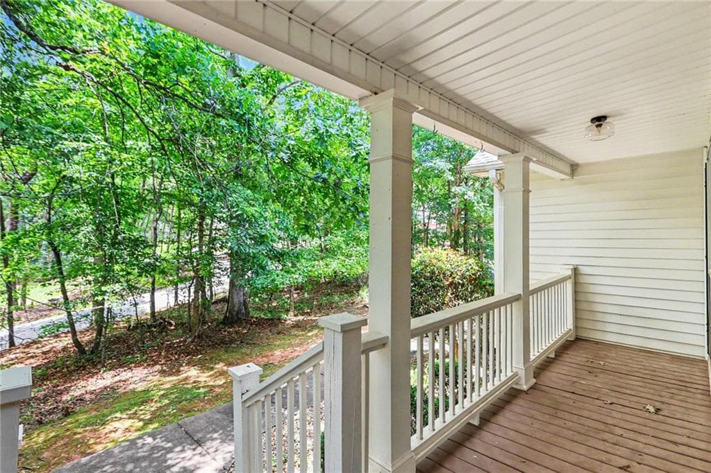 3 bedroom, 2 bathroom, 1,590 sq ft single family residence for sale at 6186 Wayfarer Drive, Villa Rica, GA 30180 — photo 7