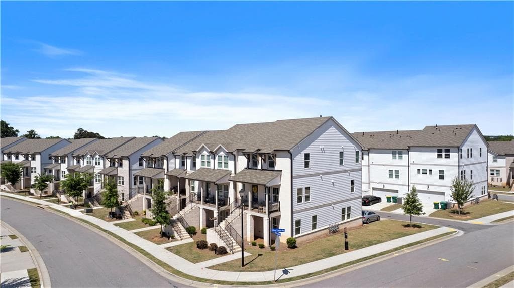 4 bedroom, 4 bathroom, 2,250 sq ft townhouse for sale at 3564 SHORE WOOD Avenue, Lawrenceville, GA 30044 — photo 2