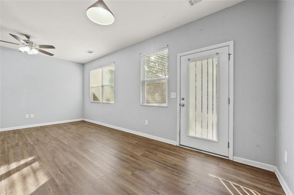 2 bedroom, 3 bathroom, 1,589 sq ft townhouse for sale at 2056 Wildflower Way, Conyers, GA 30012 — photo 8