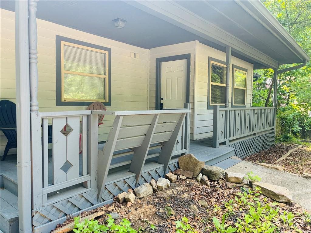 3 bedroom, 2 bathroom, 1,288 sq ft single family residence for rent at 5345 Sugar Ridge Drive, Buford, GA 30518 for $1,999 a month — photo 2