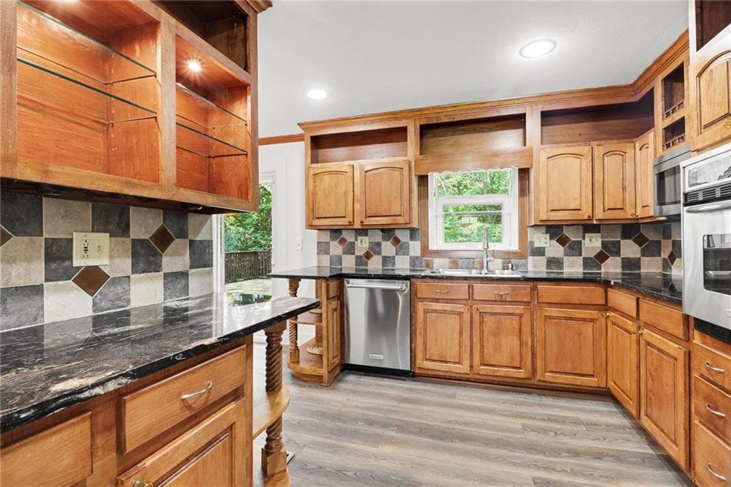 4 bedroom, 3 bathroom, 2,451 sq ft single family residence for sale at 3135 Wanda Woods Drive, Atlanta, GA 30340 — photo 9