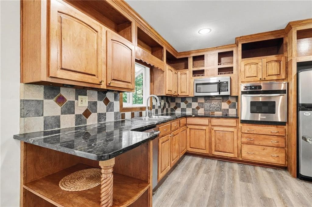 4 bedroom, 3 bathroom, 2,451 sq ft single family residence for sale at 3135 Wanda Woods Drive, Atlanta, GA 30340 — photo 10