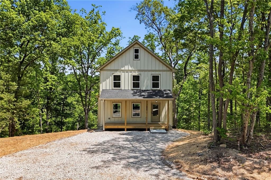 3 bedroom, 3 bathroom, 1,394 sq ft single family residence for sale at 1600 Dover Drive, Ranger, GA 30734