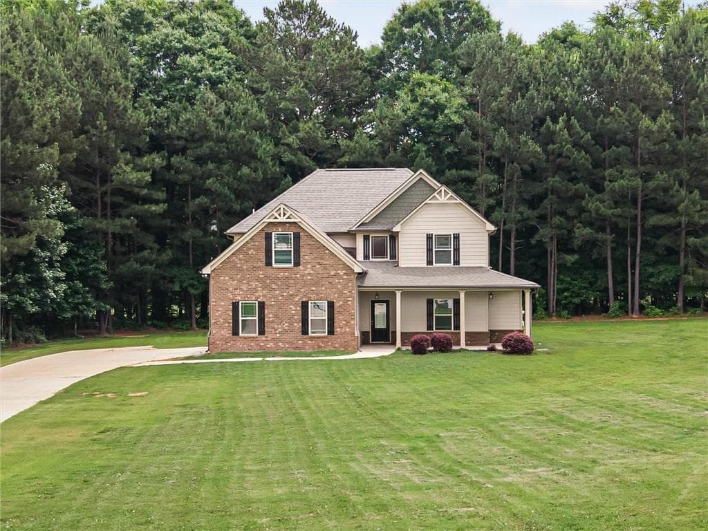 5 bedroom, 4 bathroom, 2,768 sq ft single family residence for sale at 525 Trousseau Lane, Mcdonough, GA 30252 — photo 2