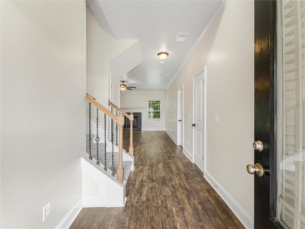 5 bedroom, 4 bathroom, 2,768 sq ft single family residence for sale at 525 Trousseau Lane, Mcdonough, GA 30252 — photo 4