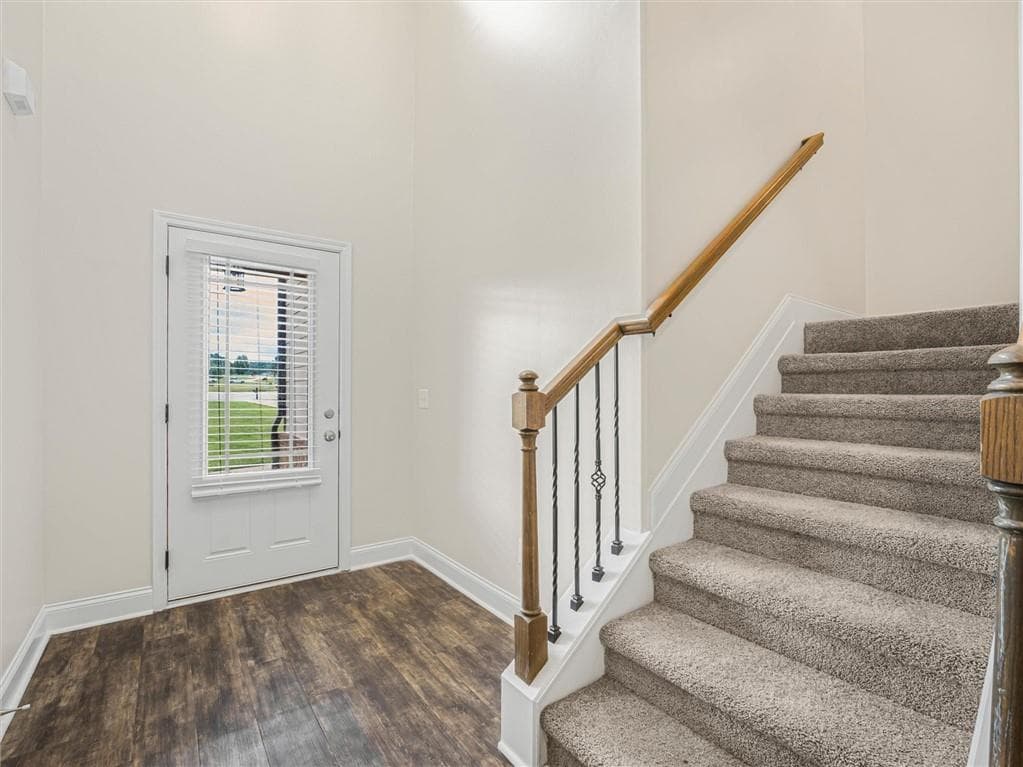 5 bedroom, 4 bathroom, 2,768 sq ft single family residence for sale at 525 Trousseau Lane, Mcdonough, GA 30252 — photo 5