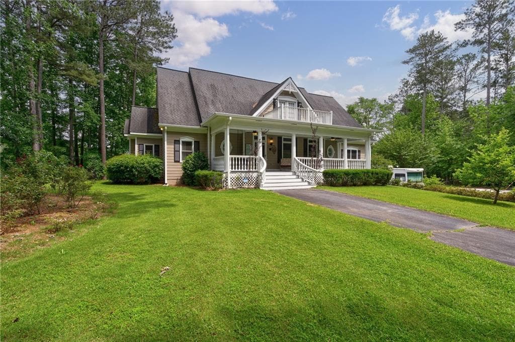 3 bedroom, 5 bathroom, 4,725 sq ft single family residence for sale at 625 W LAKE Drive, Oxford, GA 30054 — photo 3