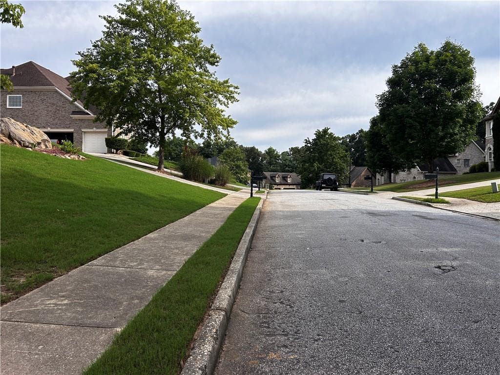 4 bedroom, 4 bathroom, 6,287 sq ft single family residence for sale at 4547 Mossey Drive, Lithonia, GA 30038 — photo 4