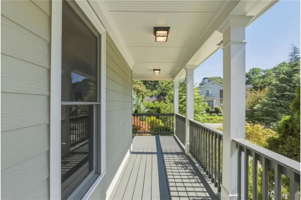 4 bedroom, 3 bathroom, 2,132 sq ft single family residence for sale at 1324 Cambridge Avenue, Atlanta, GA 30344 — photo 4