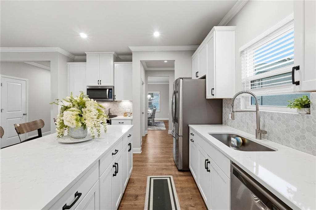 5 bedroom, 3 bathroom, 2,956 sq ft single family residence under contract at 168 Brookstone Park, Acworth, GA 30101 — photo 7