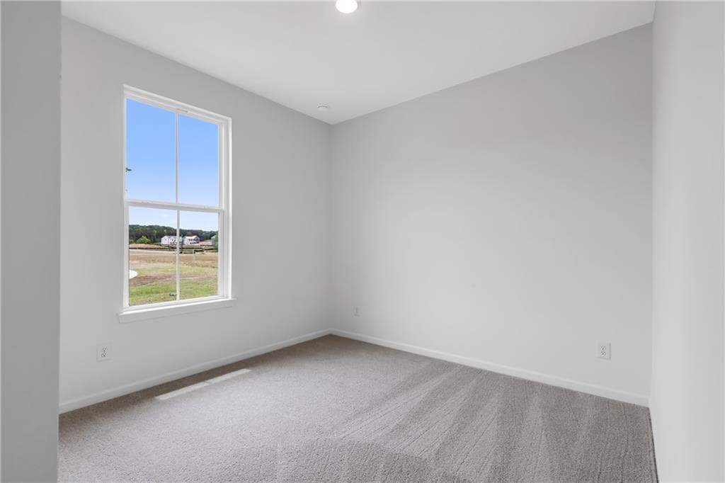 3 bedroom, 2 bathroom, 1,543 sq ft single family residence for sale at 174 Sweet Water Lane, Rome, GA 30161 — photo 5