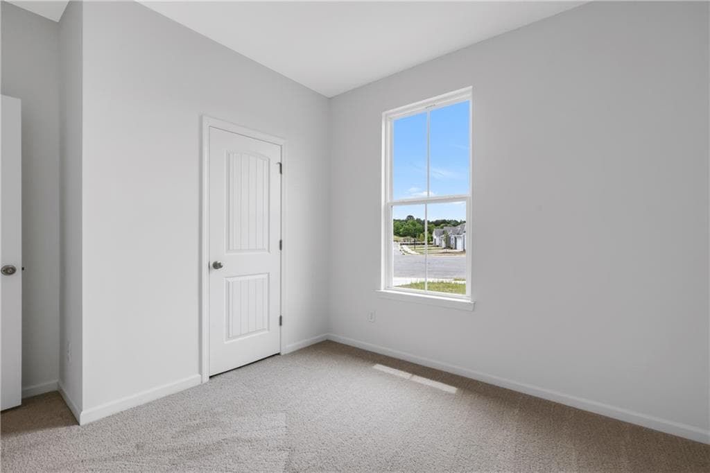3 bedroom, 2 bathroom, 1,543 sq ft single family residence for sale at 174 Sweet Water Lane, Rome, GA 30161 — photo 6