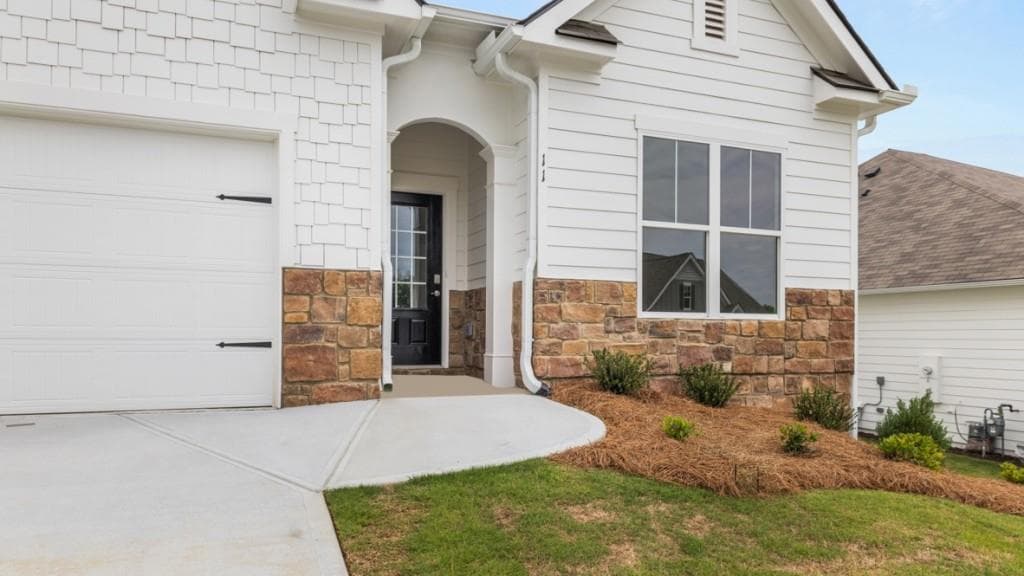3 bedroom, 2 bathroom, 1,618 sq ft single family residence for sale at 11 Majestic Oak Circle, Dallas, GA 30132 — photo 3