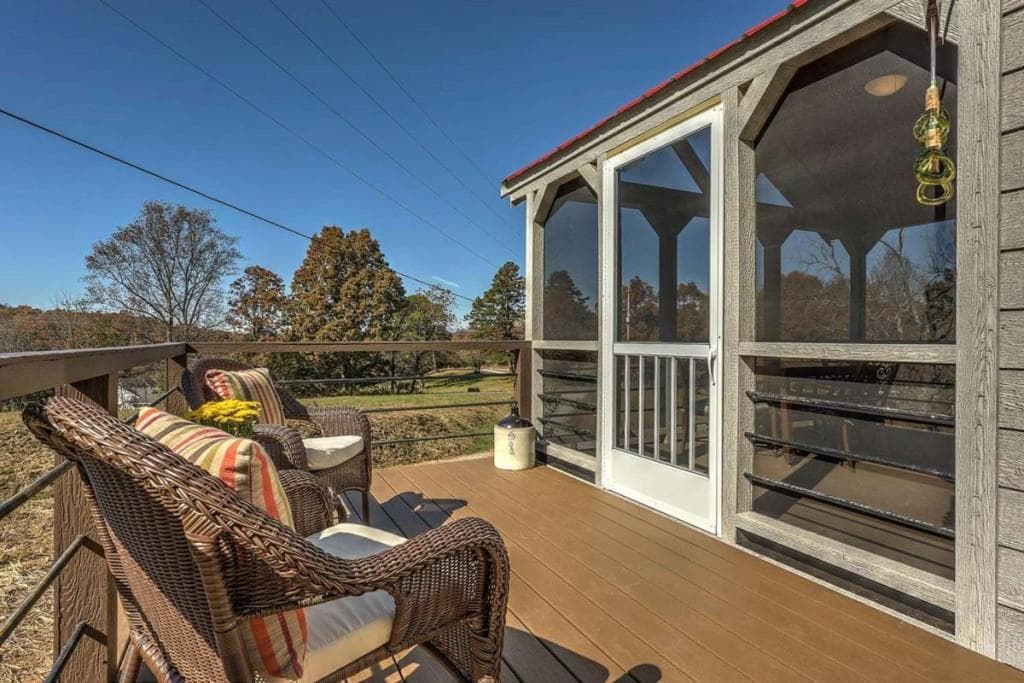2 bedroom, 2 bathroom, 840 sq ft single family residence under contract at 476 478 Lapidary Lane, Young Harris, GA 30582 — photo 8