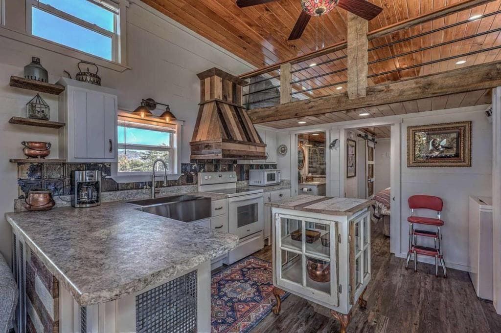 2 bedroom, 2 bathroom, 840 sq ft single family residence under contract at 476 478 Lapidary Lane, Young Harris, GA 30582 — photo 10