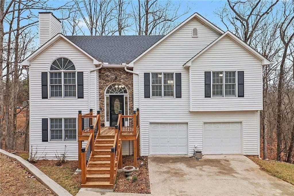 5 bedroom, 3 bathroom, 2,092 sq ft single family residence sold at 3535 Cameron Circle, Gainesville, GA 30506