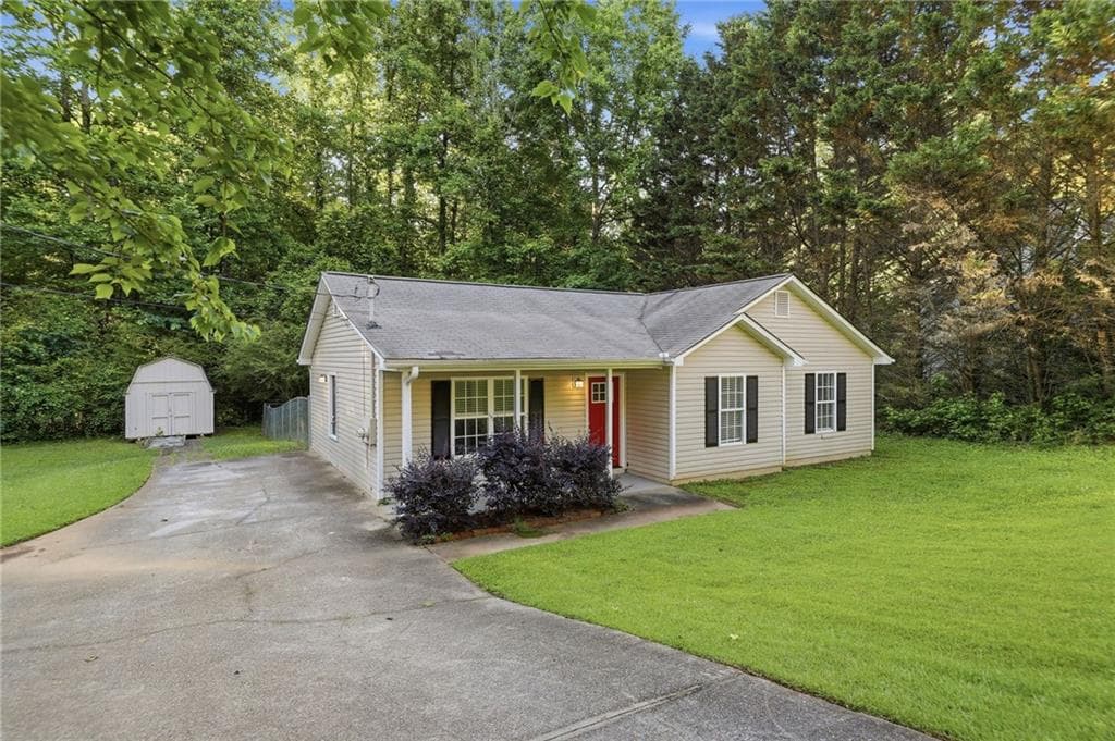 3 bedroom, 2 bathroom, 1,115 sq ft single family residence under contract at 572 Southern Trace Drive, Rockmart, GA 30153 — photo 3