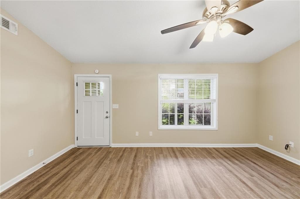 3 bedroom, 2 bathroom, 1,115 sq ft single family residence under contract at 572 Southern Trace Drive, Rockmart, GA 30153 — photo 9