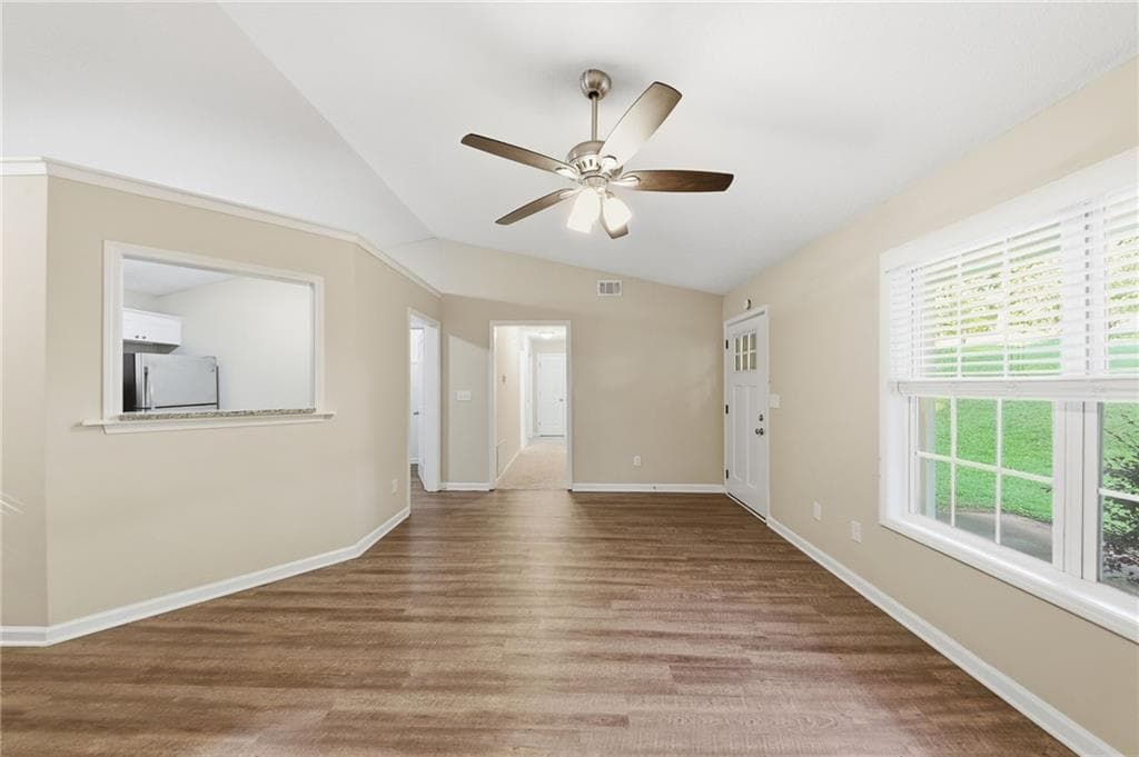 3 bedroom, 2 bathroom, 1,115 sq ft single family residence under contract at 572 Southern Trace Drive, Rockmart, GA 30153 — photo 10