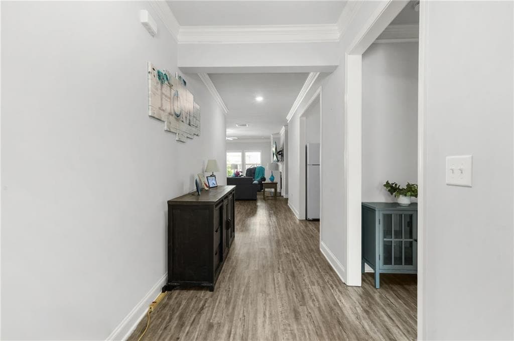 3 bedroom, 3 bathroom, 2,461 sq ft single family residence for sale at 866 Newshaw Way, Lawrenceville, GA 30046 — photo 5