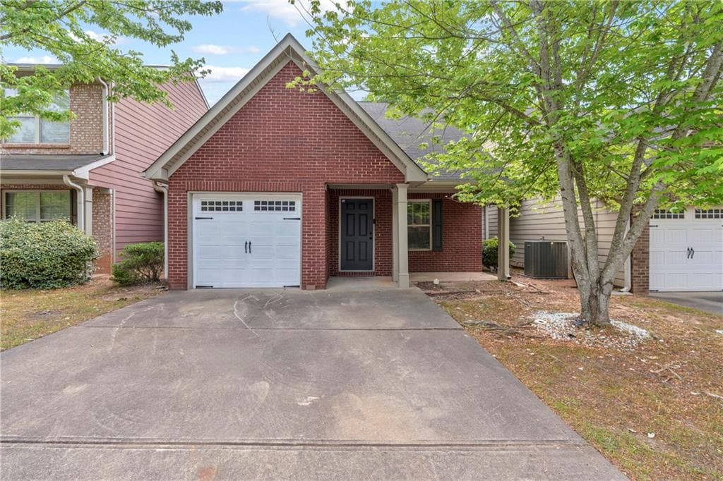 3042 Broadleaf Trail, Fairburn, GA 30213 — most recent listing photo