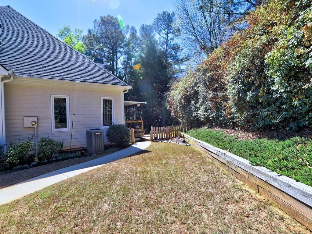 5 bedroom, 5 bathroom, 4,208 sq ft single family residence for sale at 1560 Greyson Ridge, Marietta, GA 30062 — photo 8
