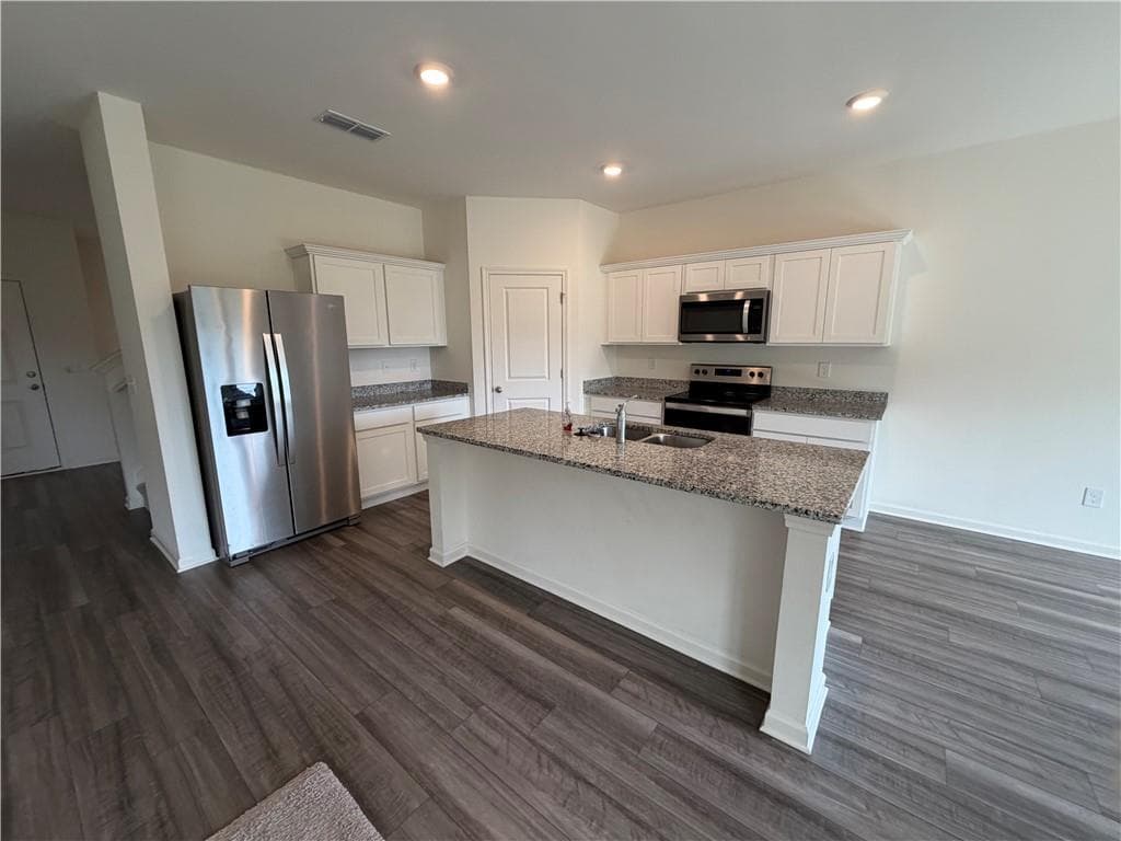 4 bedroom, 3 bathroom single family residence for rent at 303 Hyde Park, Winder, GA 30680 for $1,995 a month — photo 8