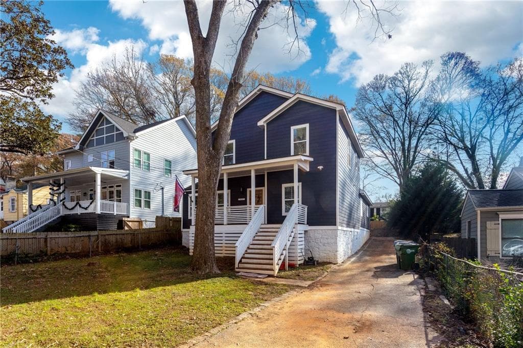 3 bedroom, 3 bathroom, 2,500 sq ft single family residence for sale at 1587 Alder Court, Atlanta, GA 30317 — photo 5