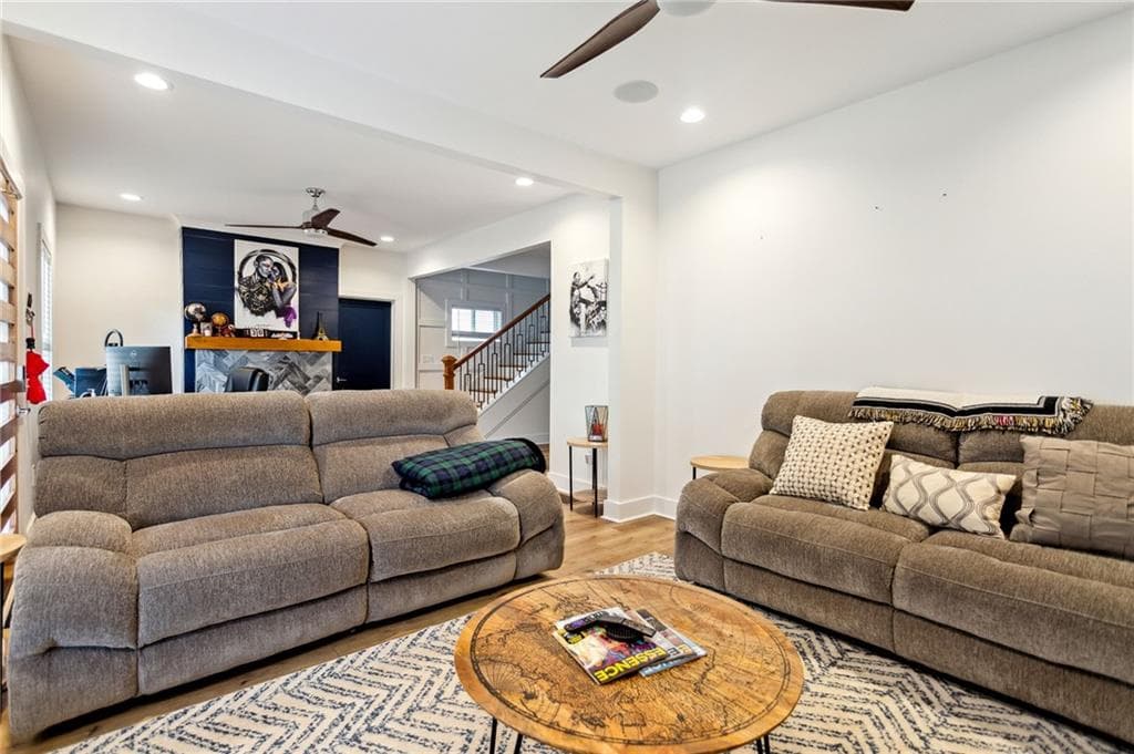 3 bedroom, 3 bathroom, 2,500 sq ft single family residence for sale at 1587 Alder Court, Atlanta, GA 30317 — photo 6