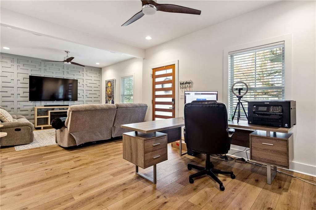 3 bedroom, 3 bathroom, 2,500 sq ft single family residence for sale at 1587 Alder Court, Atlanta, GA 30317 — photo 7
