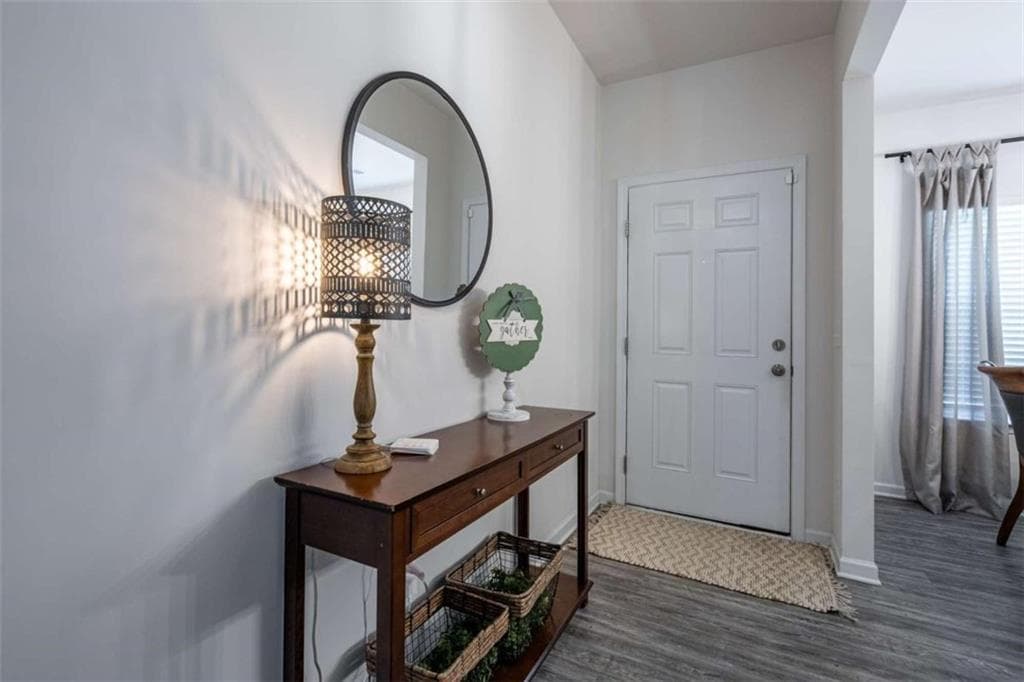 4 bedroom, 3 bathroom, 2,203 sq ft single family residence under contract at 10 Majestic Oaks Way, Rome, GA 30165 — photo 3