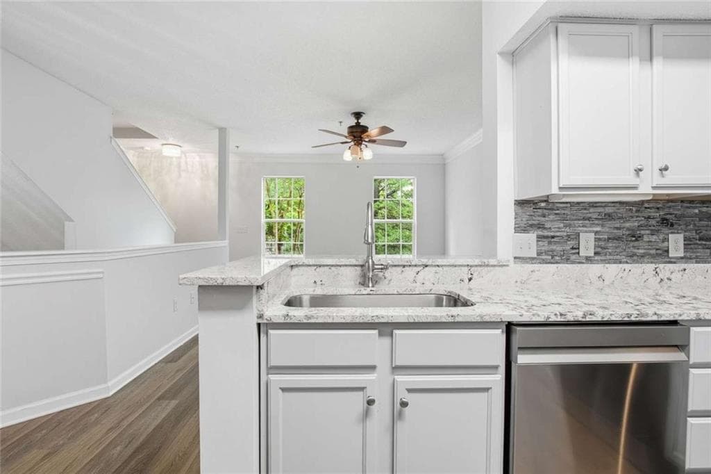 3 bedroom, 2 bathroom, 1,669 sq ft condominium for sale at 245 Amal Drive 1008, Atlanta, GA 30315 — photo 6