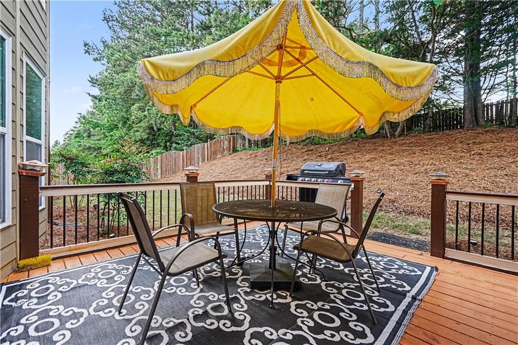 5 bedroom, 4 bathroom, 3,749 sq ft single family residence under contract at 3010 Mccannon Mill Drive, Dacula, GA 30019 — photo 8