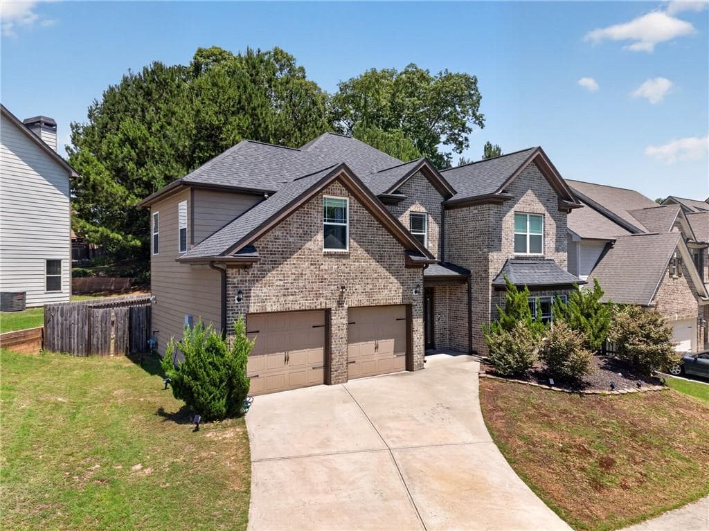 5 bedroom, 4 bathroom single family residence for rent at 3066 Dolostone Way, Dacula, GA 30019 for $3,250 a month — photo 2