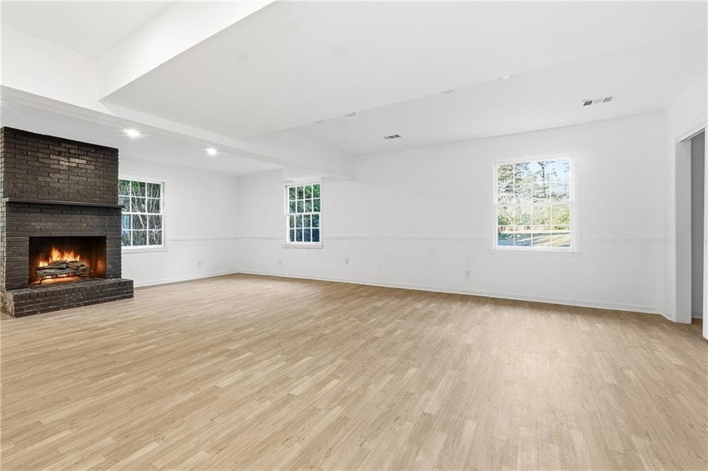 4 bedroom, 3 bathroom, 2,678 sq ft single family residence for sale at 2437 Flair Knoll Drive, Atlanta, GA 30345 — photo 6