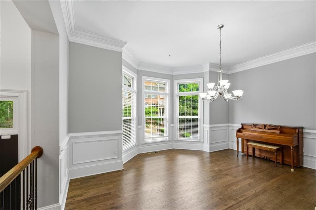 4 bedroom, 5 bathroom, 3,509 sq ft townhouse for sale at 1933 Ridgemont Lane, Decatur, GA 30033 — photo 7