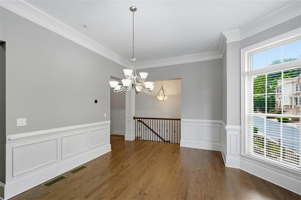 4 bedroom, 5 bathroom, 3,509 sq ft townhouse for sale at 1933 Ridgemont Lane, Decatur, GA 30033 — photo 9