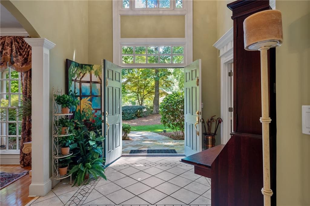 5 bedroom, 4 bathroom, 5,729 sq ft single family residence for sale at 2230 Fleurie Lane, Braselton, GA 30517 — photo 7